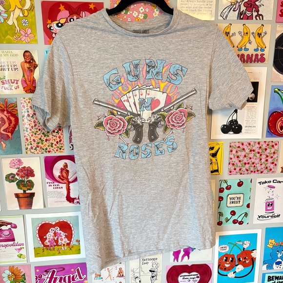 GUNS N ROSES FLOWER GRAPHIC BAND TEE - Picture 8 of 10